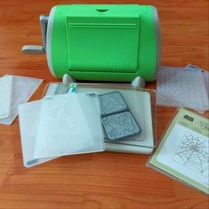 Cuttle bug Includes 8 textured impressions: spiderweb, mini circles,  happy